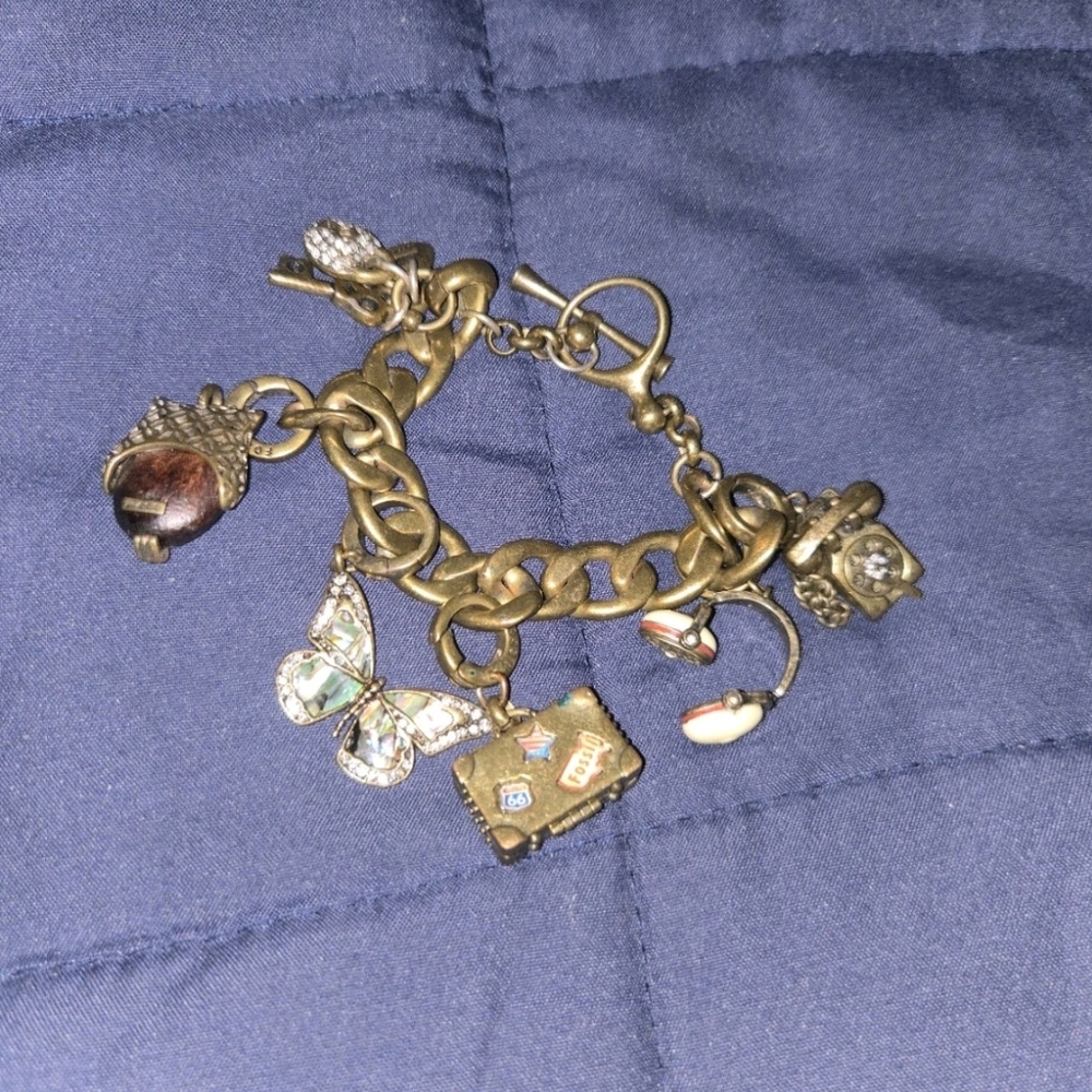 Fossil Charm Bracelet 6 Charms Rare Suitcase NYC Owl Headphones Telephone.